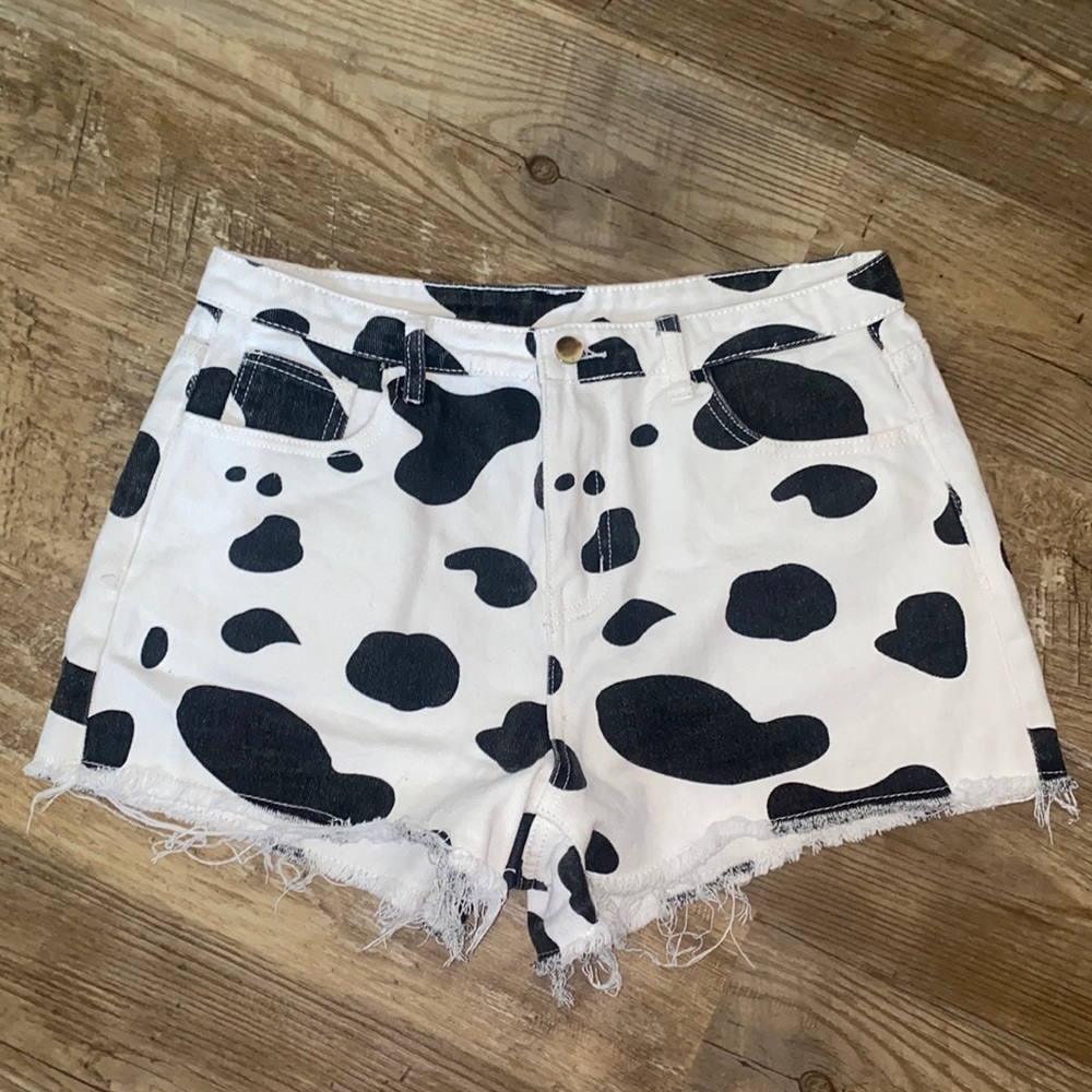 Cow Print Shorts! 🐄